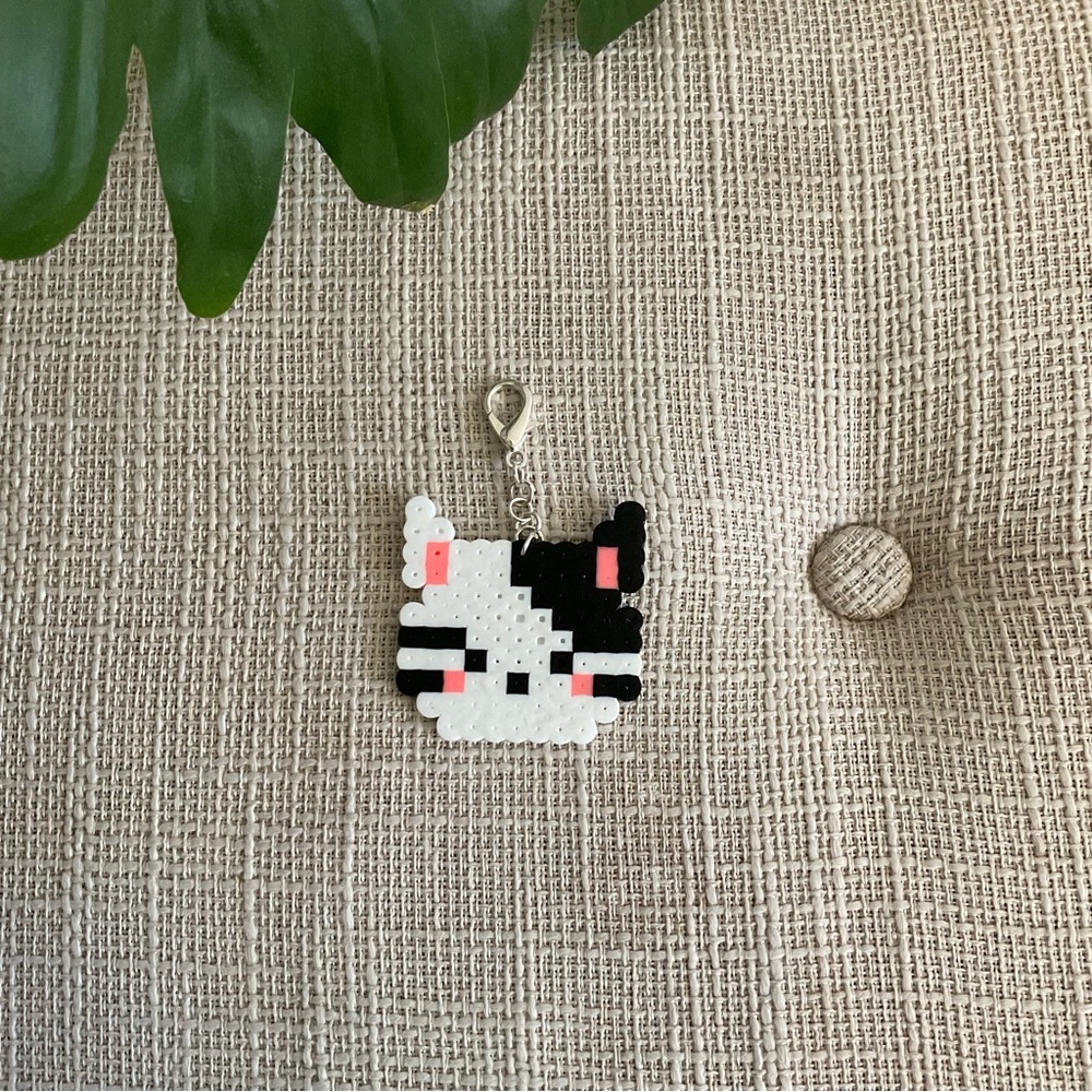 Handmade Kitten Perler Bead Keychains - Picture 6 of 9